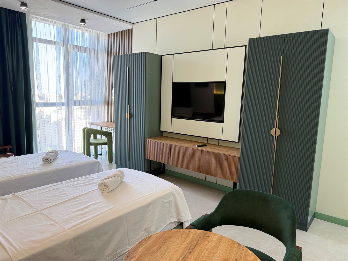 Apartment 394-3