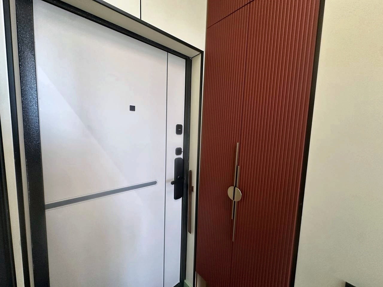 Apartment 394-4