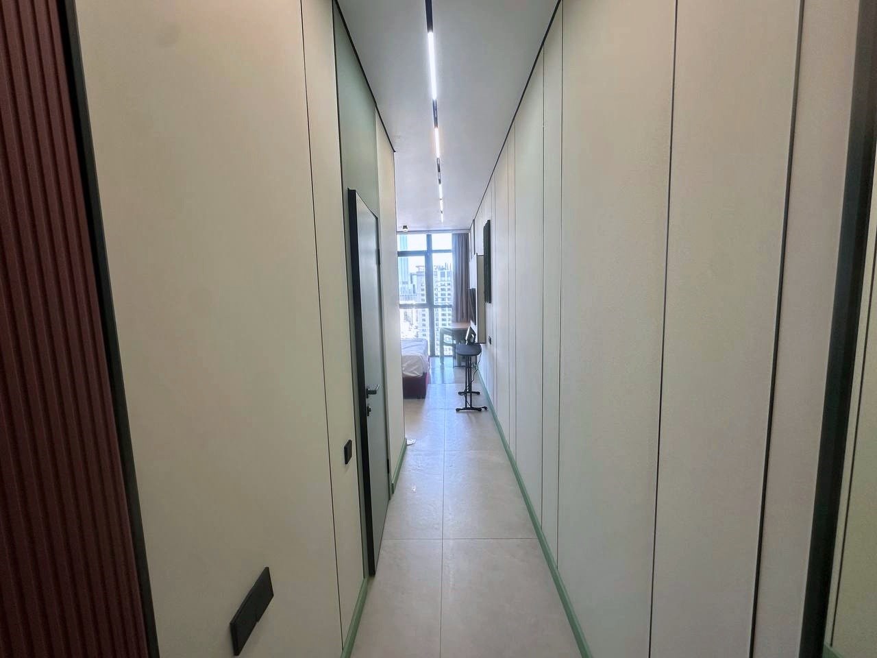 Apartment 394-4