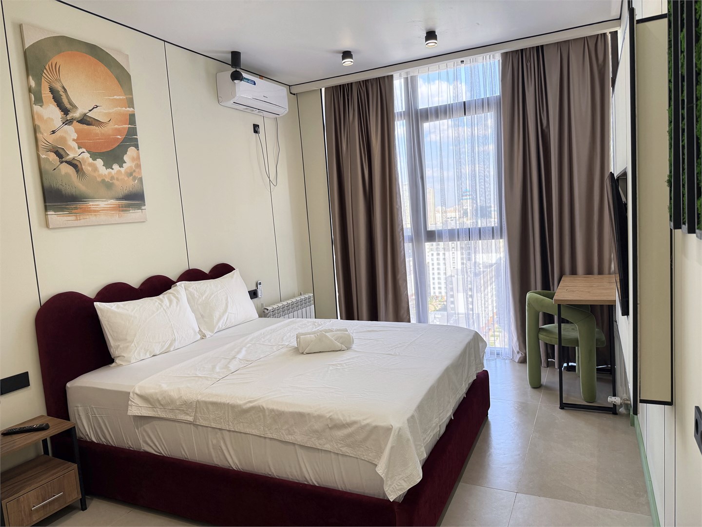 Apartment 394-4